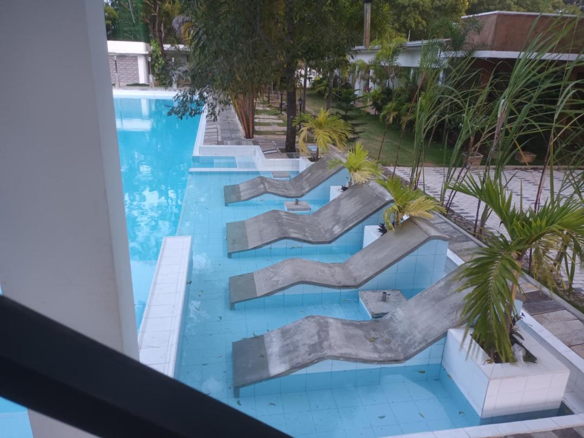 Lucky Beach Resort Trincomalee Ngoại thất bức ảnh