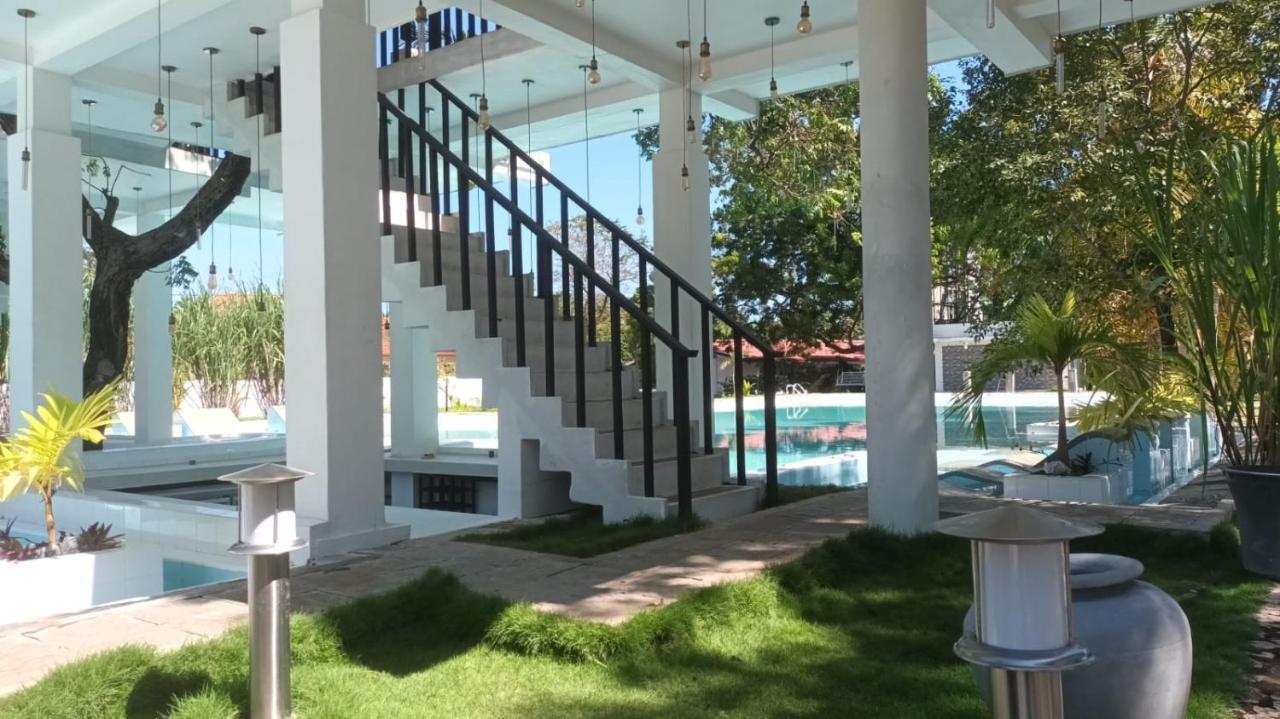Lucky Beach Resort Trincomalee Ngoại thất bức ảnh