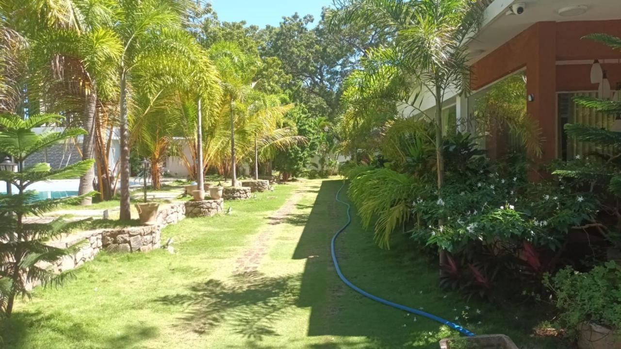 Lucky Beach Resort Trincomalee Ngoại thất bức ảnh