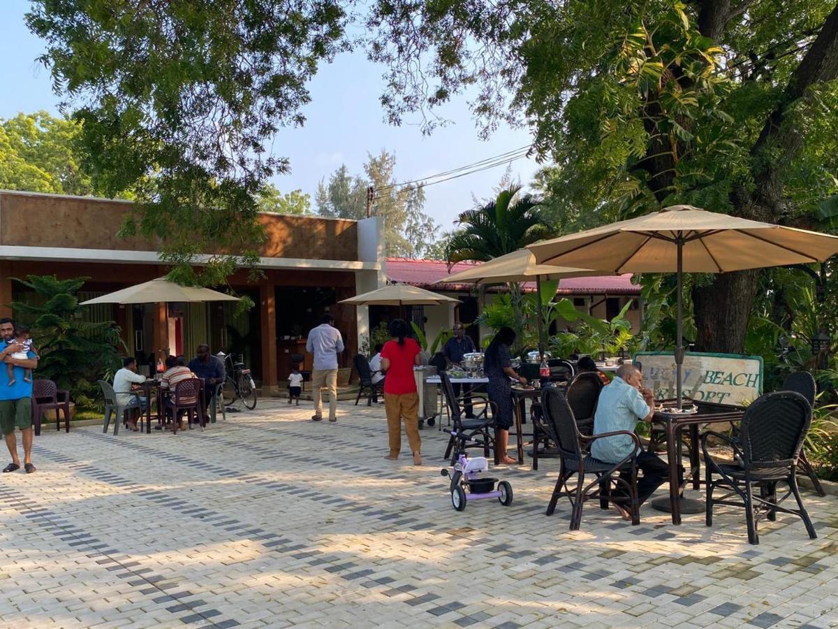 Lucky Beach Resort Trincomalee Ngoại thất bức ảnh